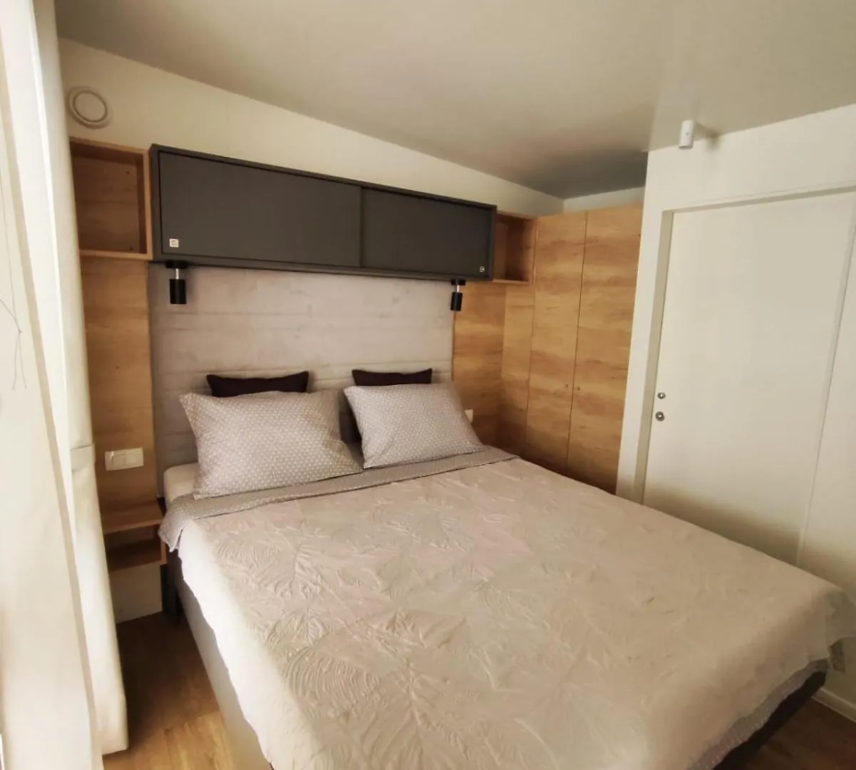 Holiday home Mobile Home Kala Biograd Na Moru
