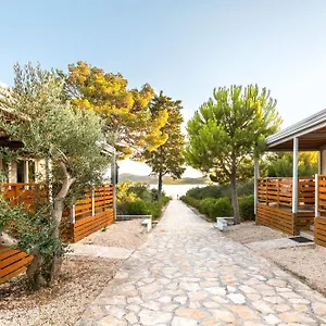 Parco vacanze Eurocamp Mobile Homes At Ljutic, Biograd Na Moru