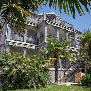 Appartamento Dina, Biograd Na Moru